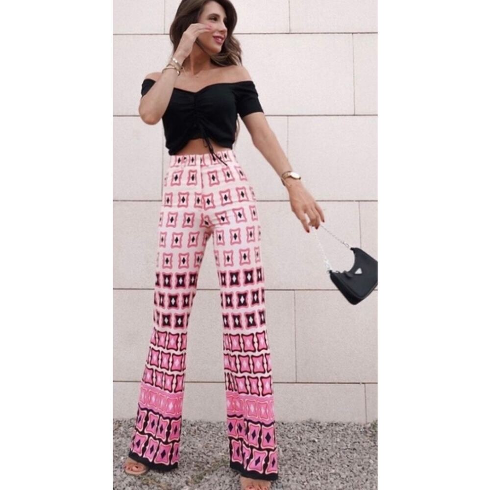 Zara Pink Printed Flared Trousers geometric pink black pattern, size small, NWT